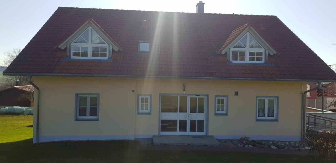 Leutkirch im AllgäuAlpenblickアパートメント エクステリア 写真