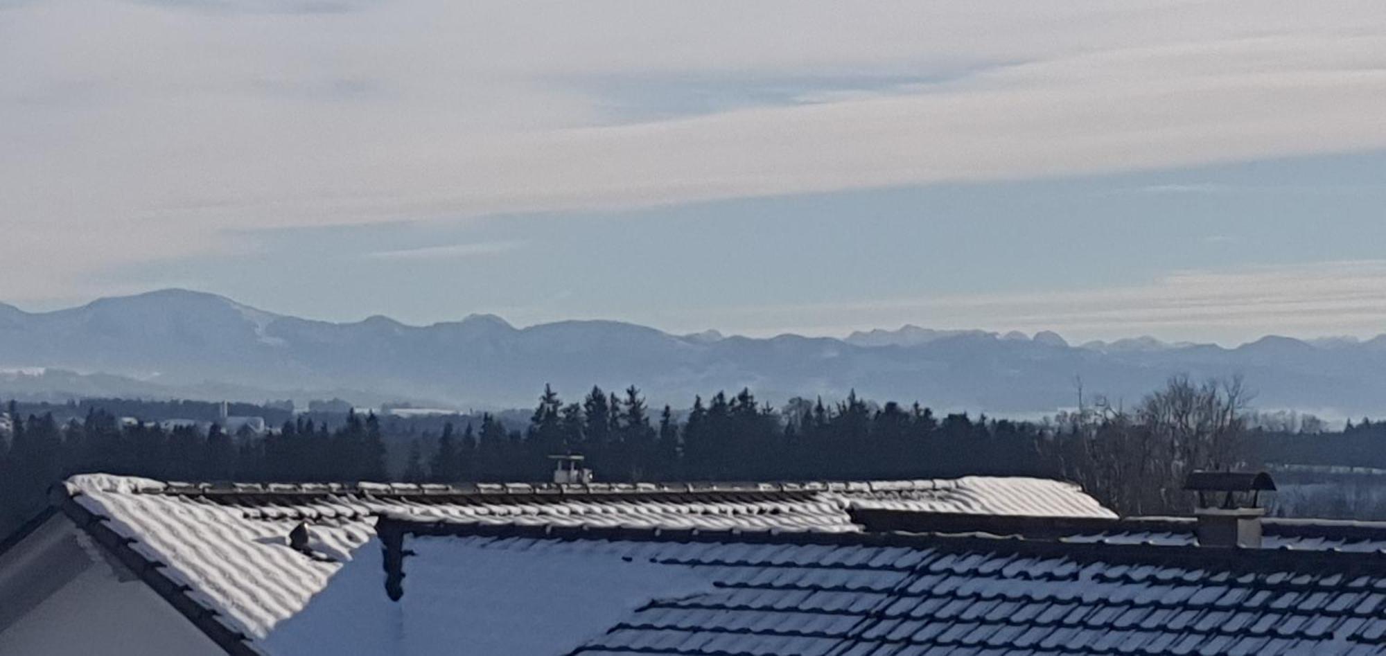 Leutkirch im AllgäuAlpenblickアパートメント エクステリア 写真