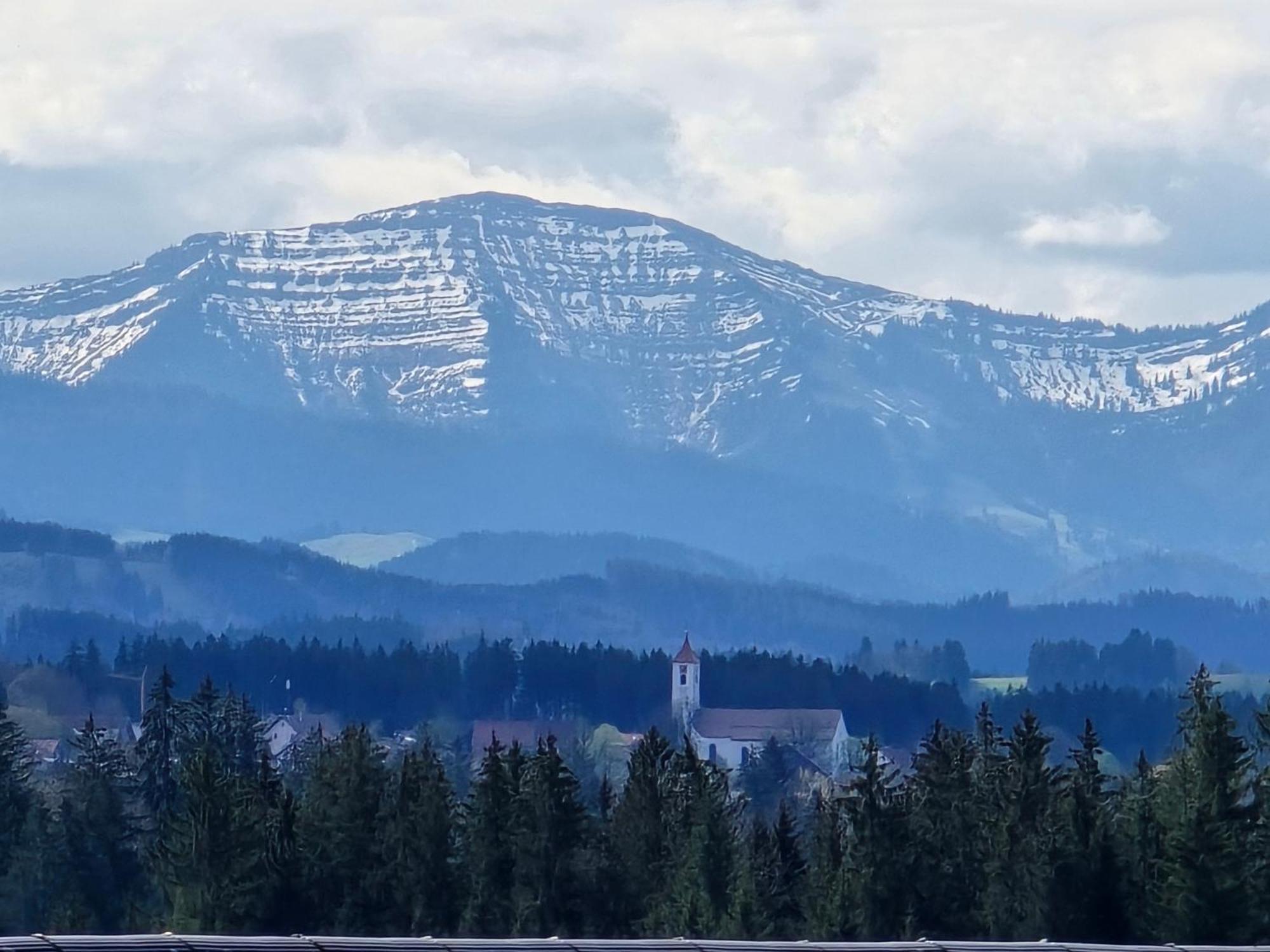 Leutkirch im AllgäuAlpenblickアパートメント 部屋 写真
